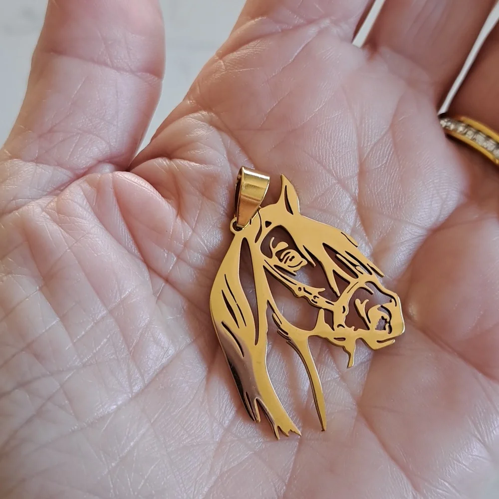 Gold Horse Pendant Necklace - Picture 4 of 5